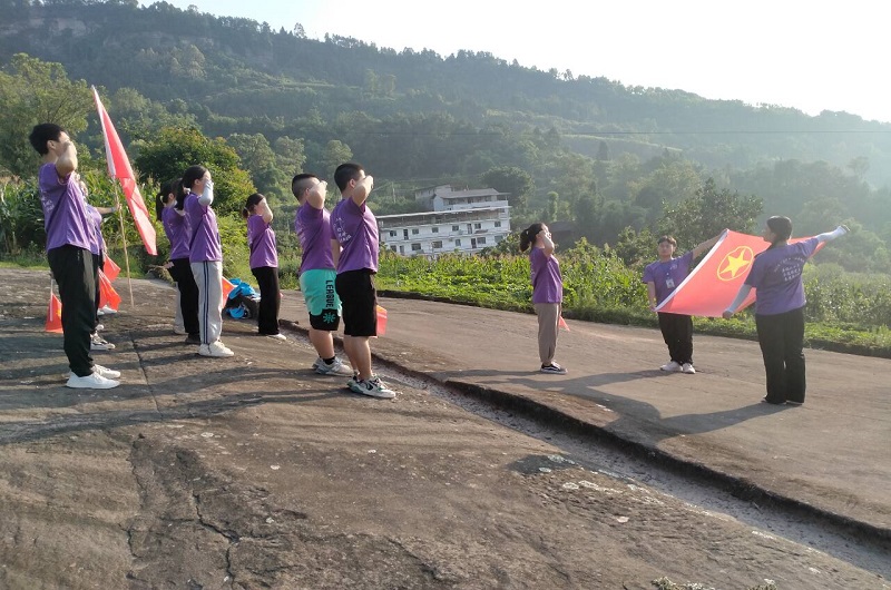 ZVpl_1657511319716083359.jpg 三下乡1.jpg