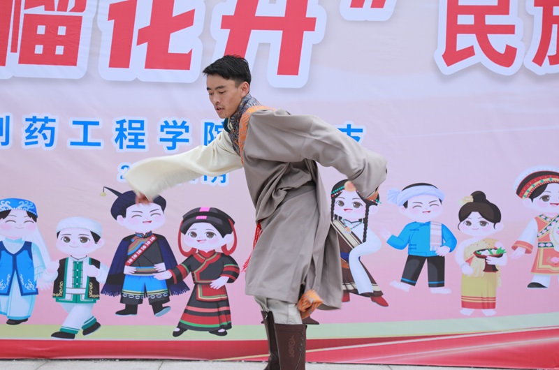 GyaC_1699510359623023490.jpg